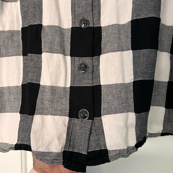 Cropped Madewell button back top - Picture 2 of 6